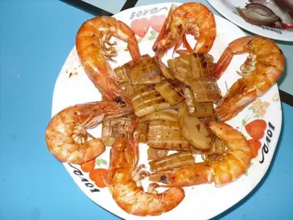 Grilled squid and shrimp
