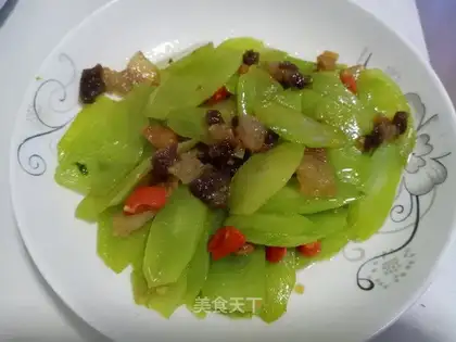 Scrambled meat