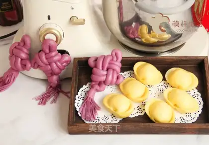 Lucky Kim Won-bao and China mixed up. Head