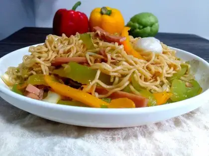 ♪ I've got noodles ♪