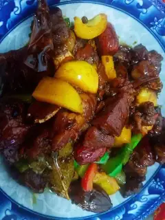 Red lamb roast