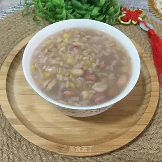 Peanut corn porridge