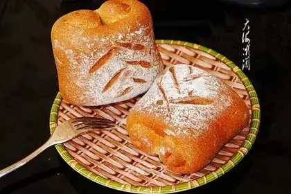The cranberry all-Male buns