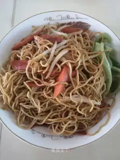 Fried noodles