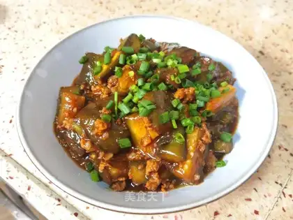 Meat and eggplant