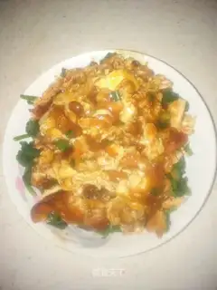 The spinach egg is covered