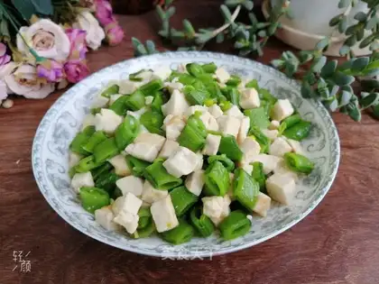 Sweet bean horns and tofu