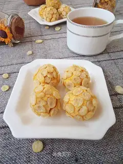 Chocolate pumpkin ball