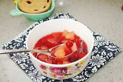 Cranberry ice cream apple soup