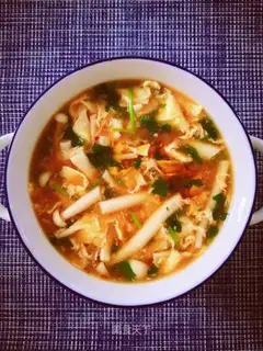 Seafood mushroom spicy spicy spicy soup