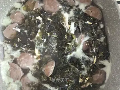 Beefball violet egg soup