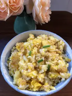 Pineapple fried rice