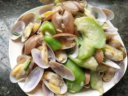 Oil clams and smelts