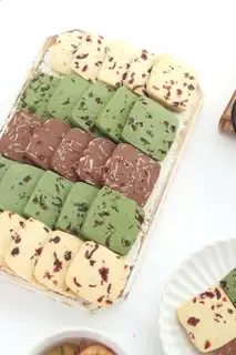 Three delicious cranberry cookies