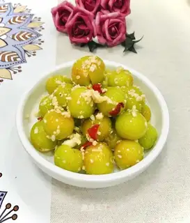 Cool plums