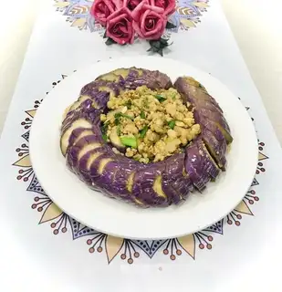 Meat and eggplant