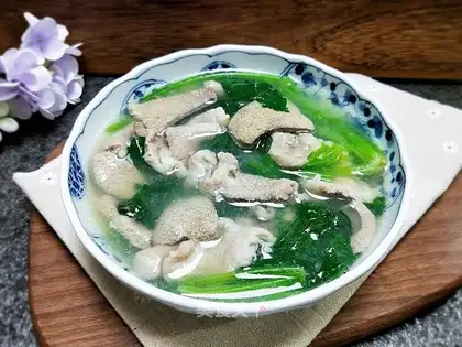 Three and a spinach soup