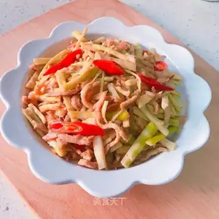 Spring fried meat