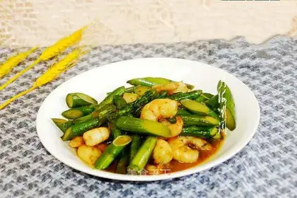 Shrimp fried storks