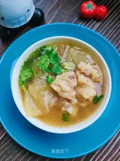 Sour melon soup