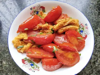 Tomato fried eggs