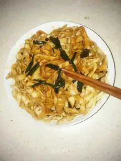 Onion noodles