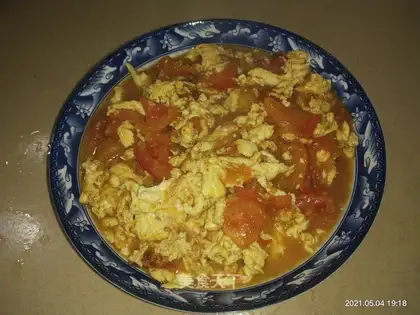 Tomato fried eggs
