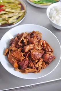 Roasted beer duck