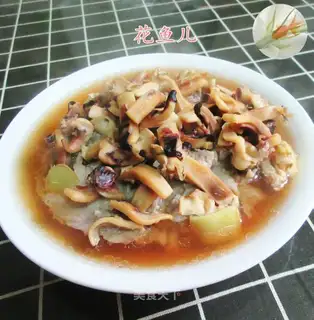 The squid's steamed meat