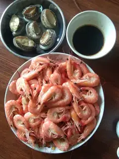 Salt water, radish shrimp