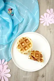 Soy sauce cream waffles