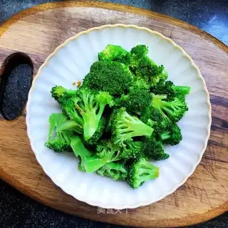 Tea and oil and broccoli