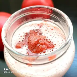 Strawberry jam shake