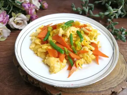 cucumber fried eggs
