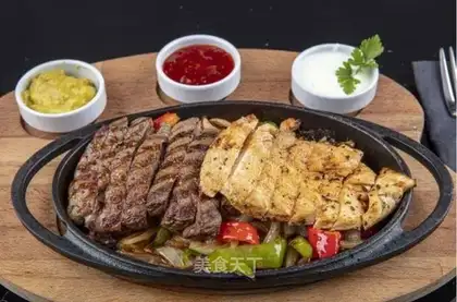 Beef and chicken Fagita