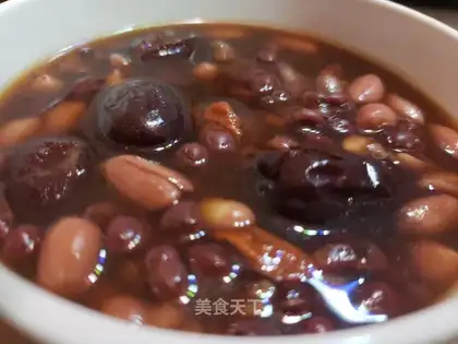 Five red soup