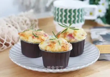 A fast-nourished Korean chicken cake