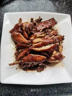 Hot chicken with hot rice sauce