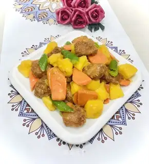 Pineapple fried meat