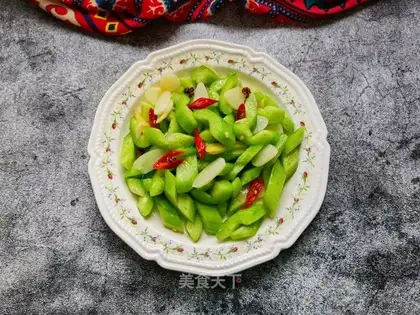 Olive-oiled cucumber