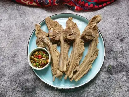 White lamb chops