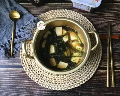 Tofu sea fragrance soup