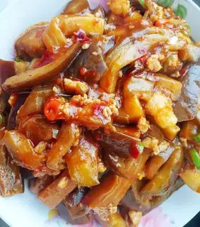 Meat and eggplant