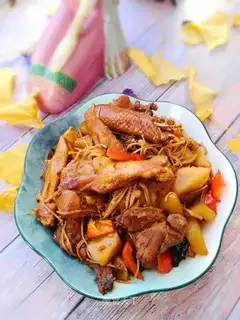 Chicken pieces