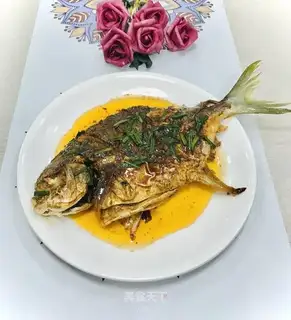 Red-burned mackerel