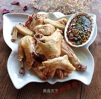 White chicken cutter
