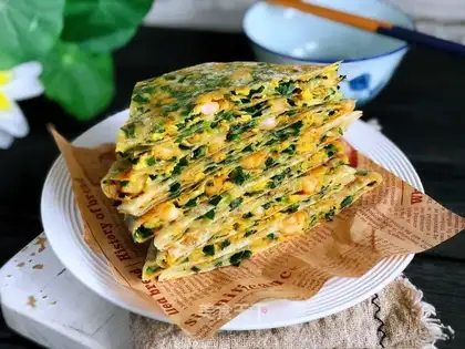 Shrimp omelet egg pie