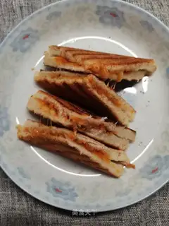 Cheese and heartbread