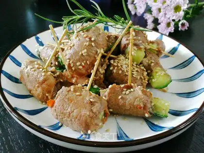 Fried beef rolls