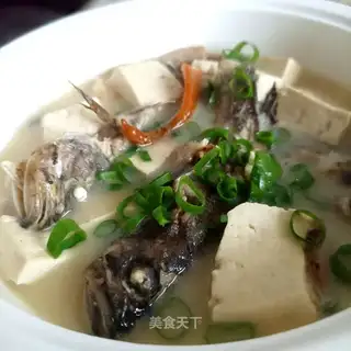 Pyramid plaster tofu soup